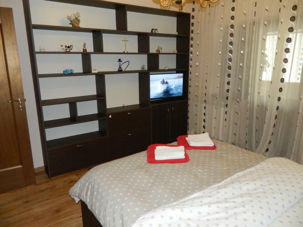 Appartement Apartament Antonia à Tîrgu Ocna Extérieur photo