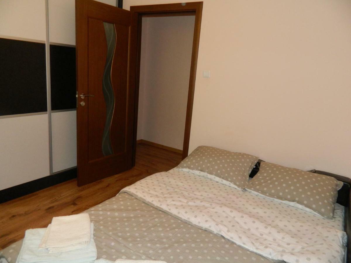 Appartement Apartament Antonia à Tîrgu Ocna Extérieur photo