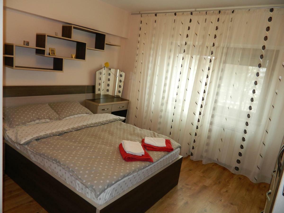Appartement Apartament Antonia à Tîrgu Ocna Extérieur photo